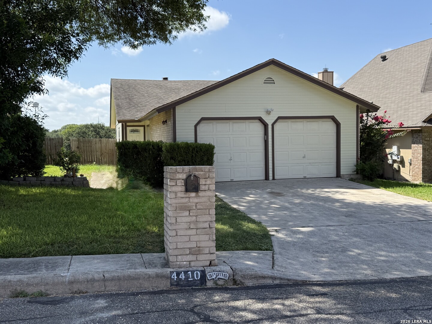 4410 Putting Green San Antonio TX 78217