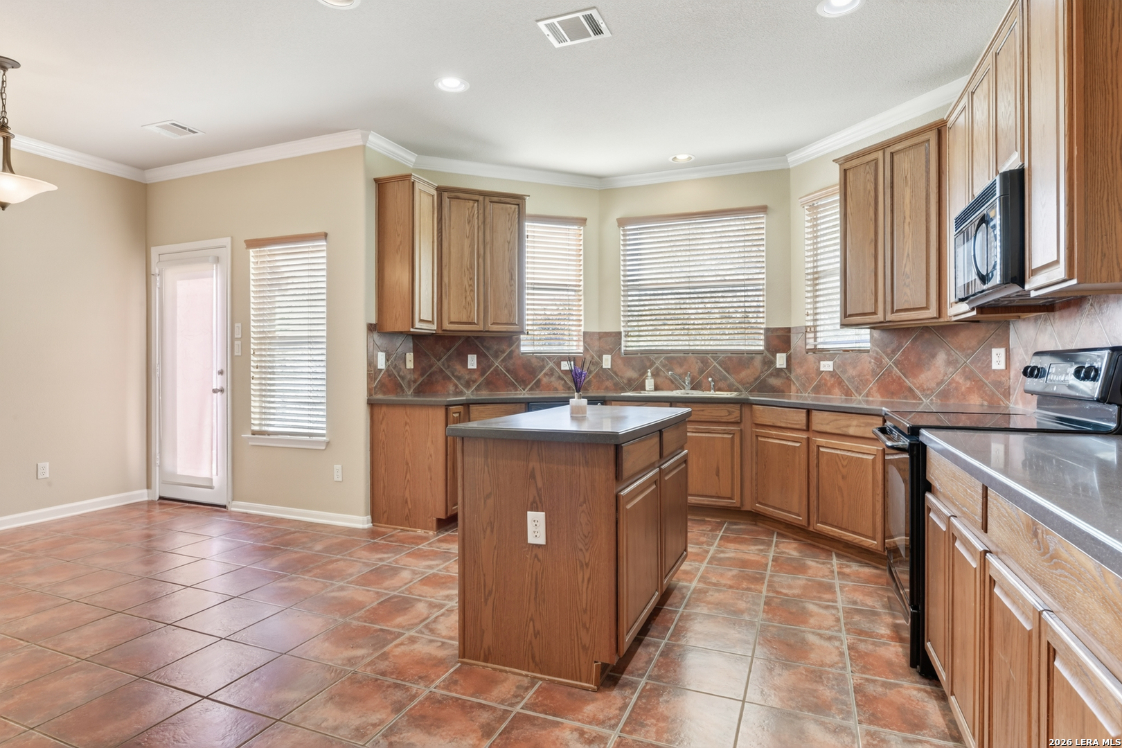 8510 Espanola Helotes TX 78023