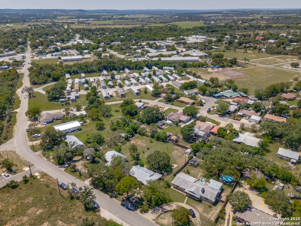 710 Fifth Comfort TX 78013