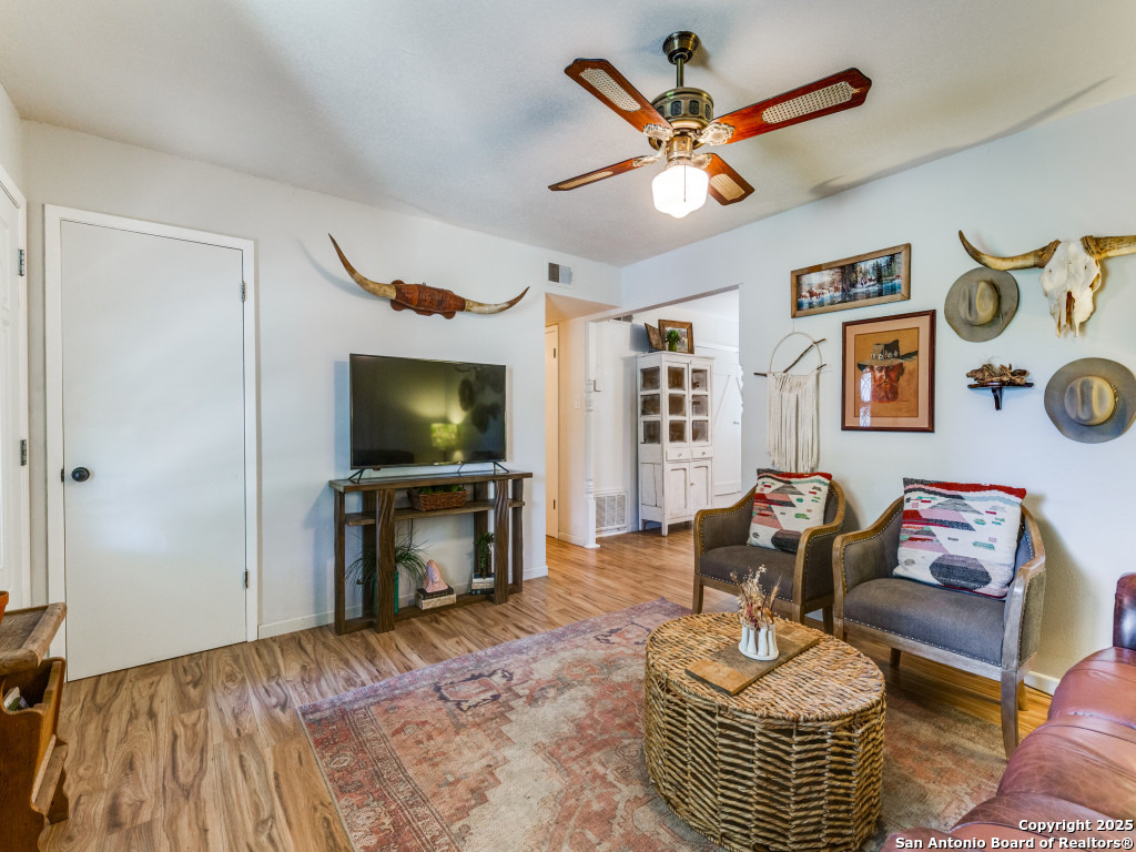 710 Fifth Comfort TX 78013