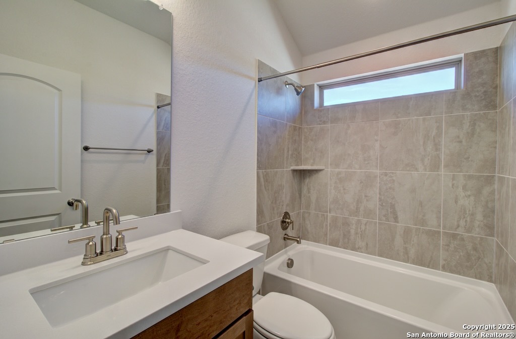1683 Seekat Drive New Braunfels TX 78132