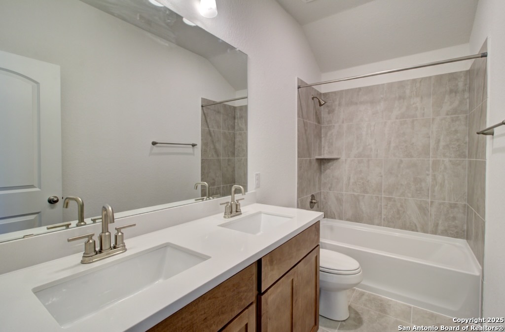 1683 Seekat Drive New Braunfels TX 78132