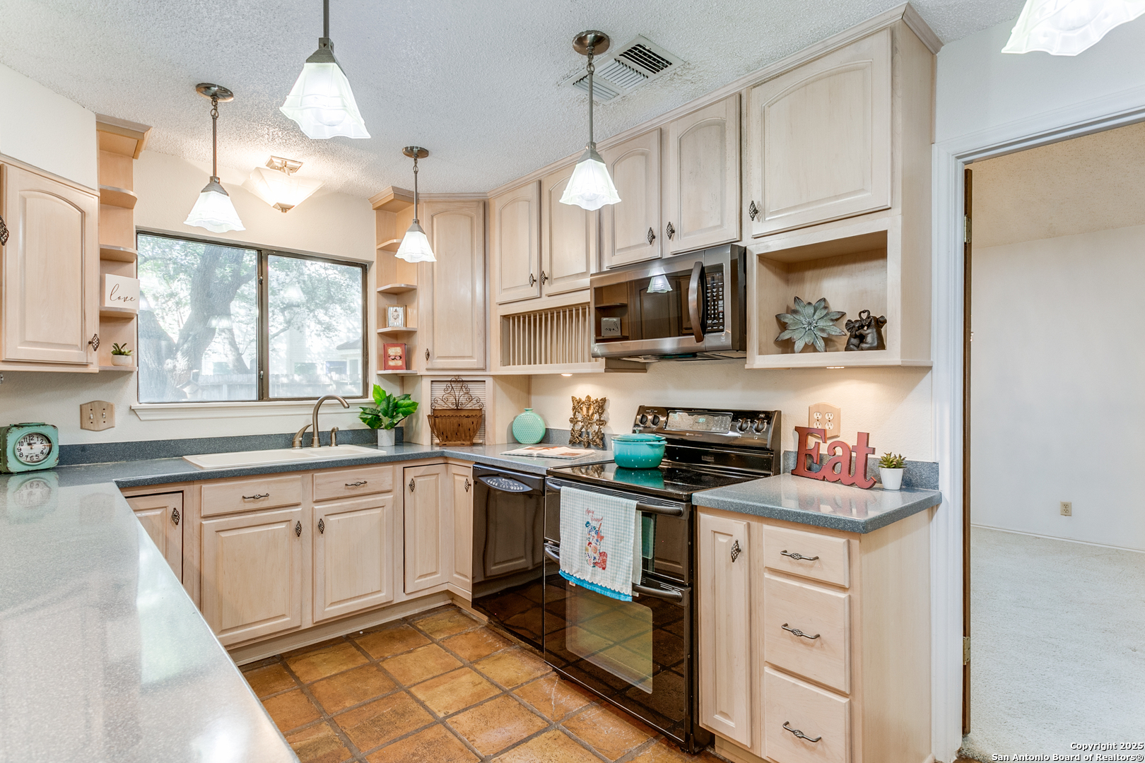 2634 Crow Valley San Antonio TX 78232