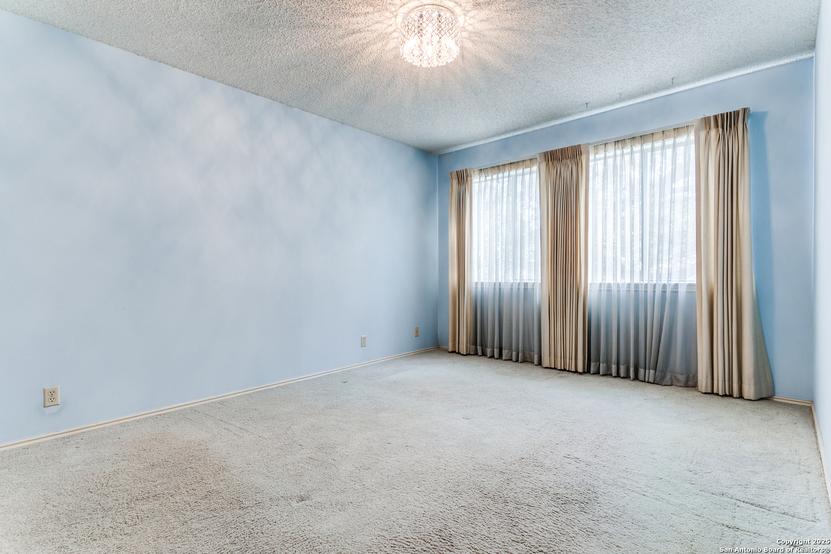 2634 Crow Valley San Antonio TX 78232