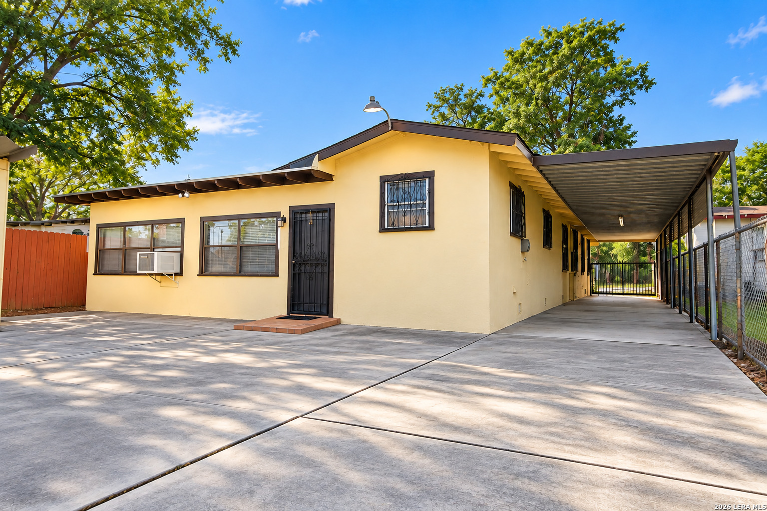 856 SW 34th Street San Antonio TX 78237