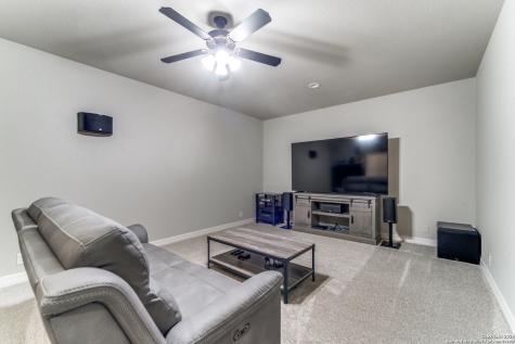 1907 Lindaver San Antonio TX 78260