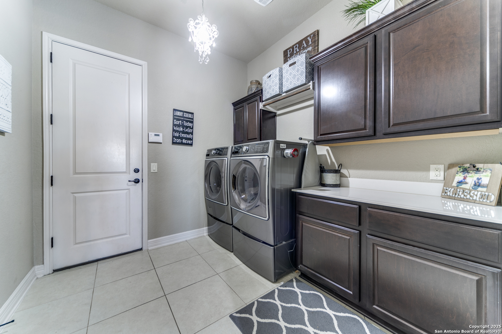 1907 Lindaver San Antonio TX 78260