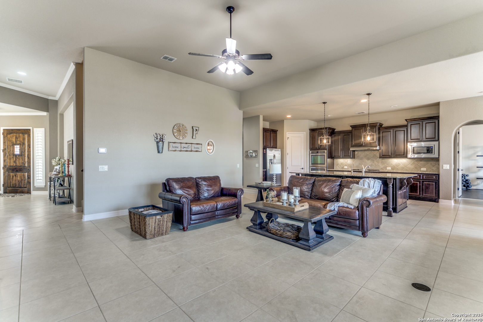 1907 Lindaver San Antonio TX 78260