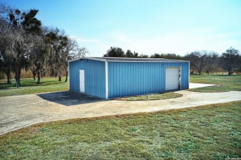 1209 County Road 3651 Sandia TX 78383