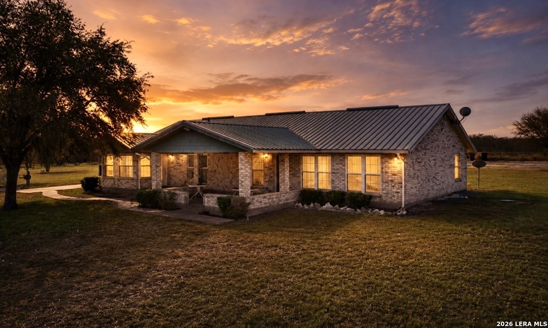 1209 County Road 3651 Sandia TX 78383