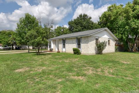 202 Glenbrook Drive New Braunfels TX 78130
