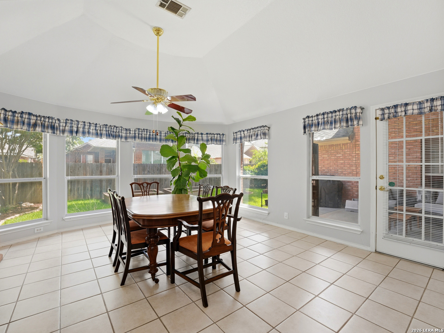 5207 Casbury San Antonio TX 78249