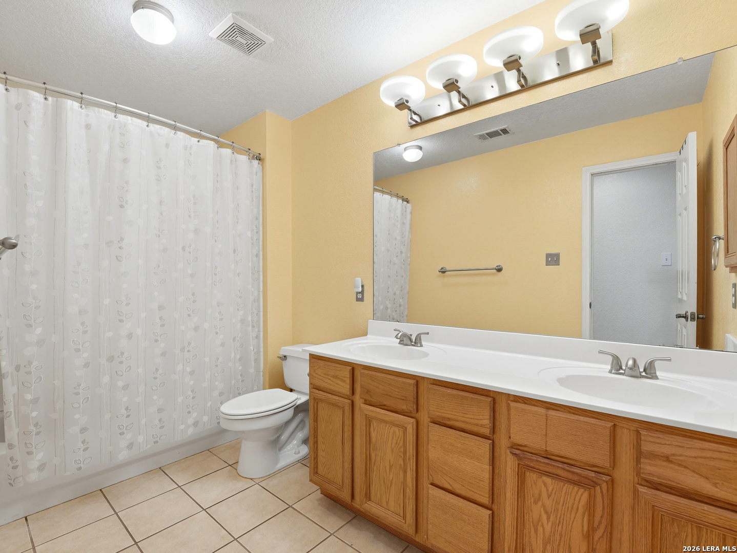 5207 Casbury San Antonio TX 78249