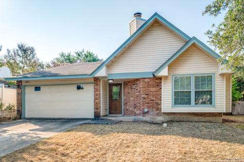 10414 Country Bluff San Antonio TX 78240