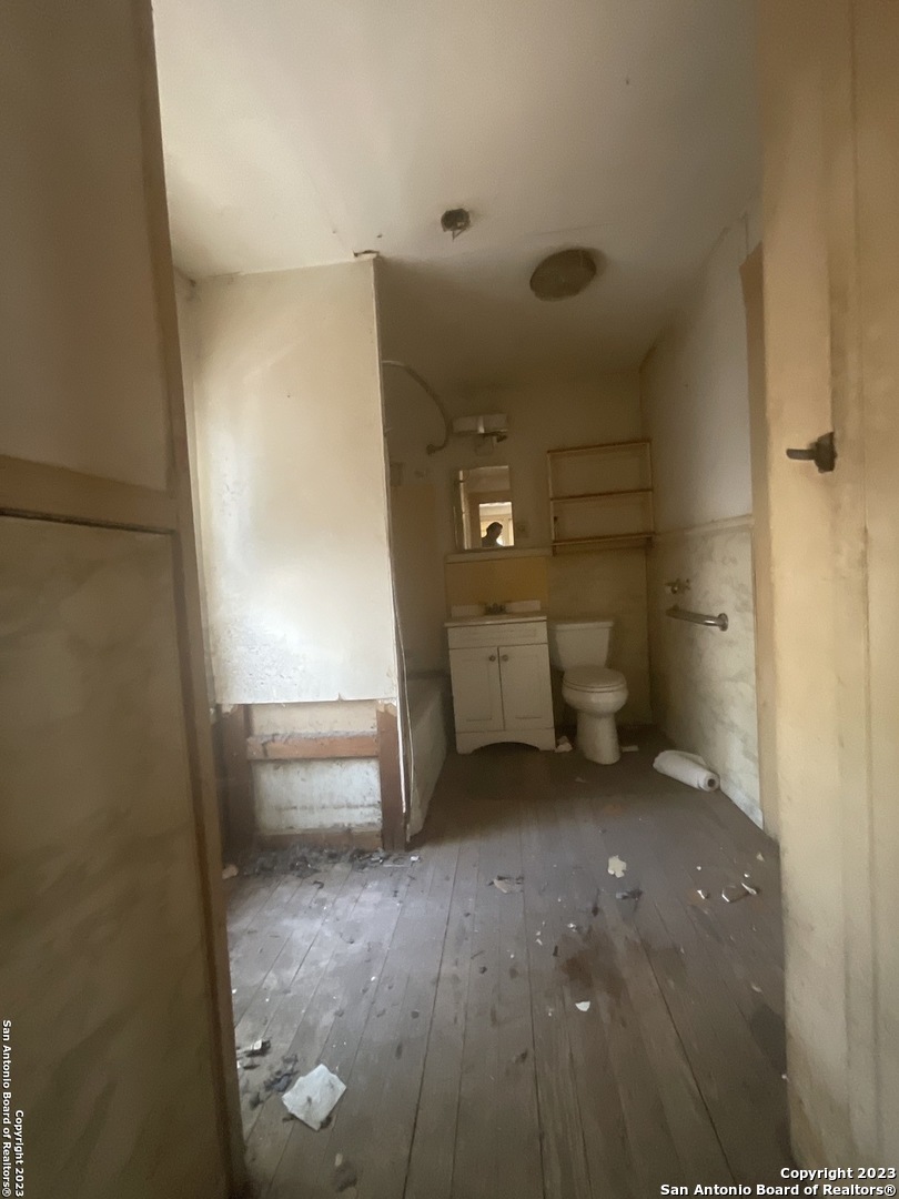 309 Mount Vernon Court San Antonio TX 78223