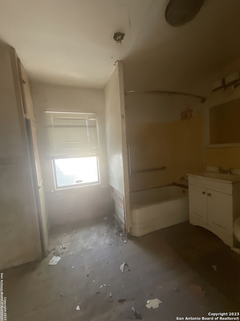 309 Mount Vernon Court San Antonio TX 78223