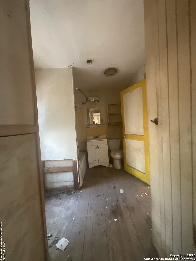 309 Mount Vernon Court San Antonio TX 78223