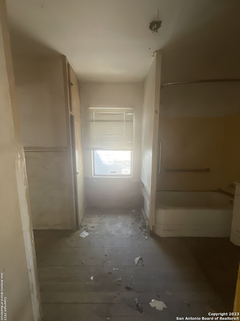 309 Mount Vernon Court San Antonio TX 78223