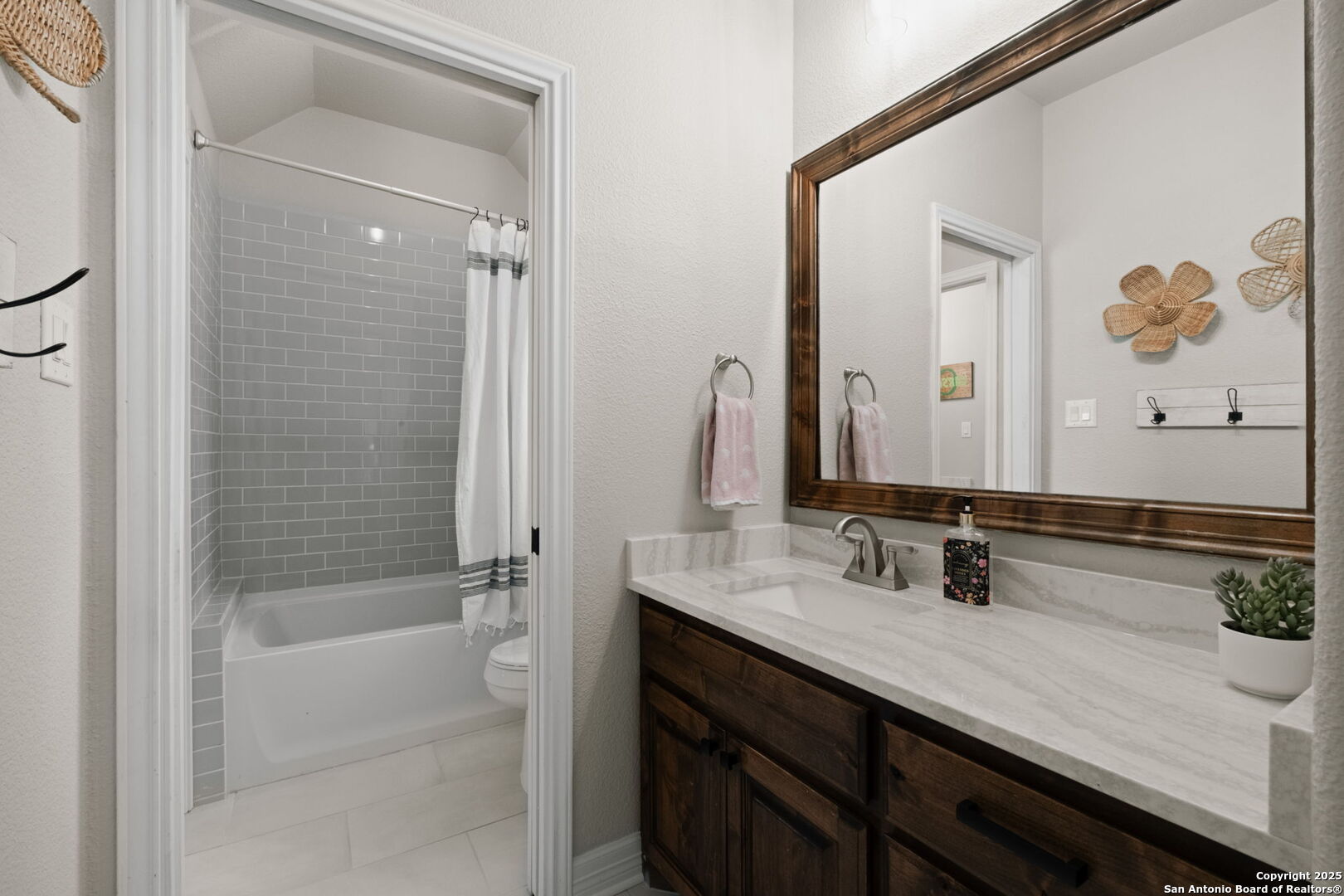 157 Fair Springs Boerne TX 78006