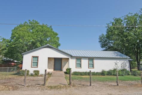 709 Florence Street Castroville TX 78009