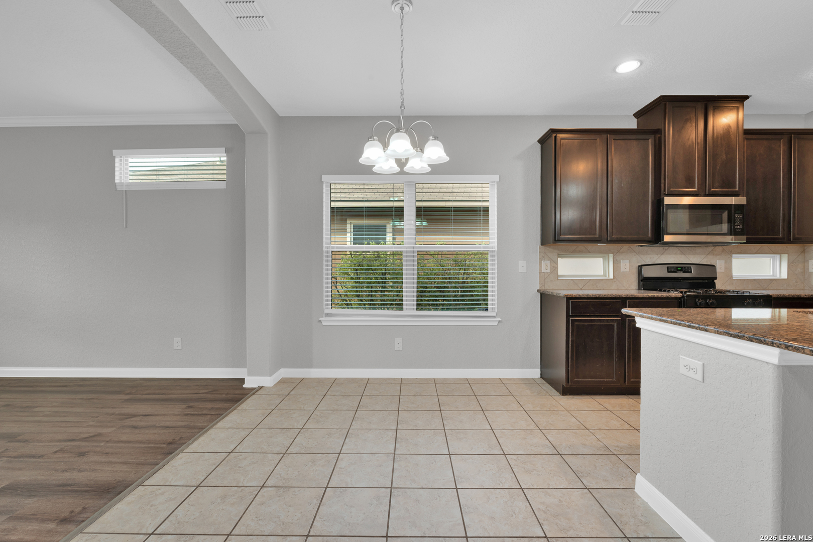 8427 Cedar Meadows San Antonio TX 78254