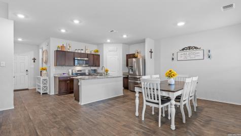 731 Monarch Drive Seguin TX 78155