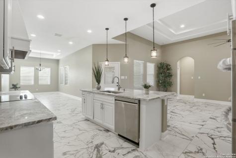 7802 Clearwater Boulevard Selma TX 78154