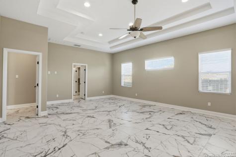 7802 Clearwater Boulevard Selma TX 78154