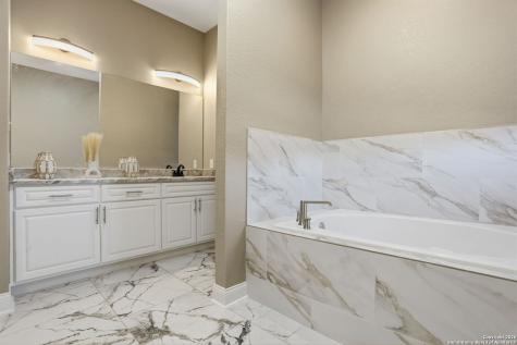 7802 Clearwater Boulevard Selma TX 78154