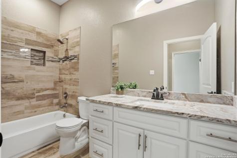 7802 Clearwater Boulevard Selma TX 78154
