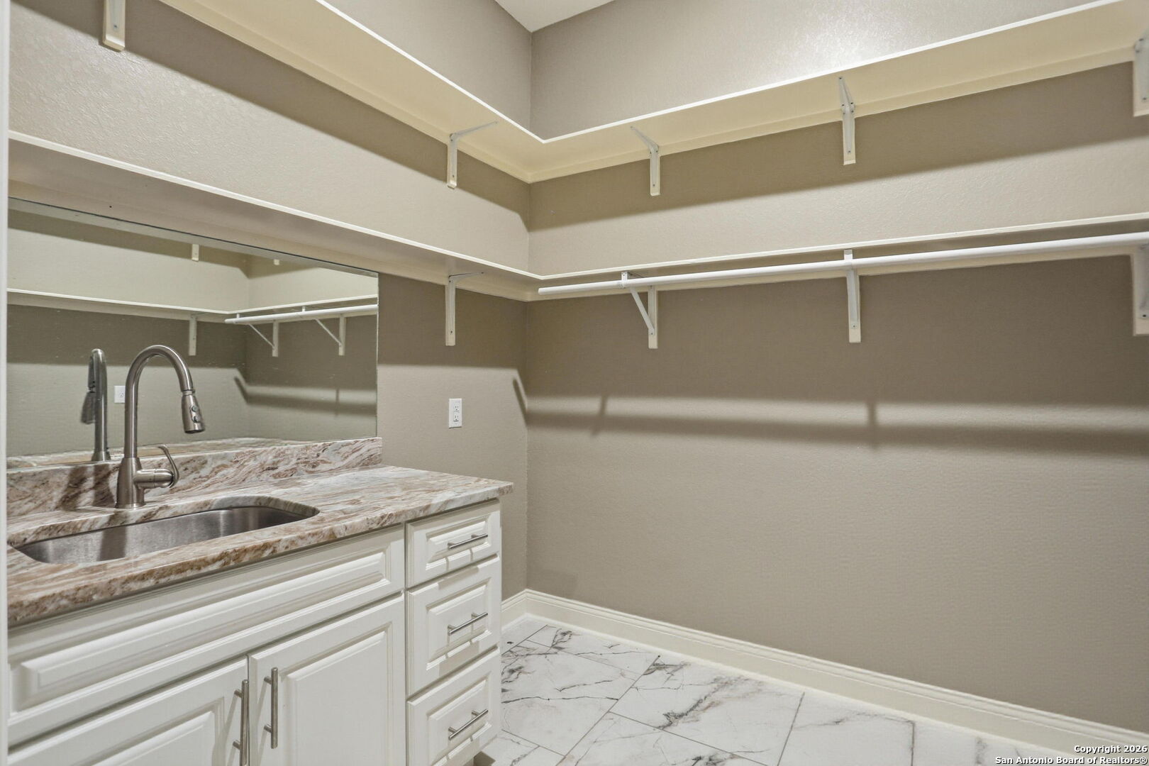 7802 Clearwater Boulevard Selma TX 78154