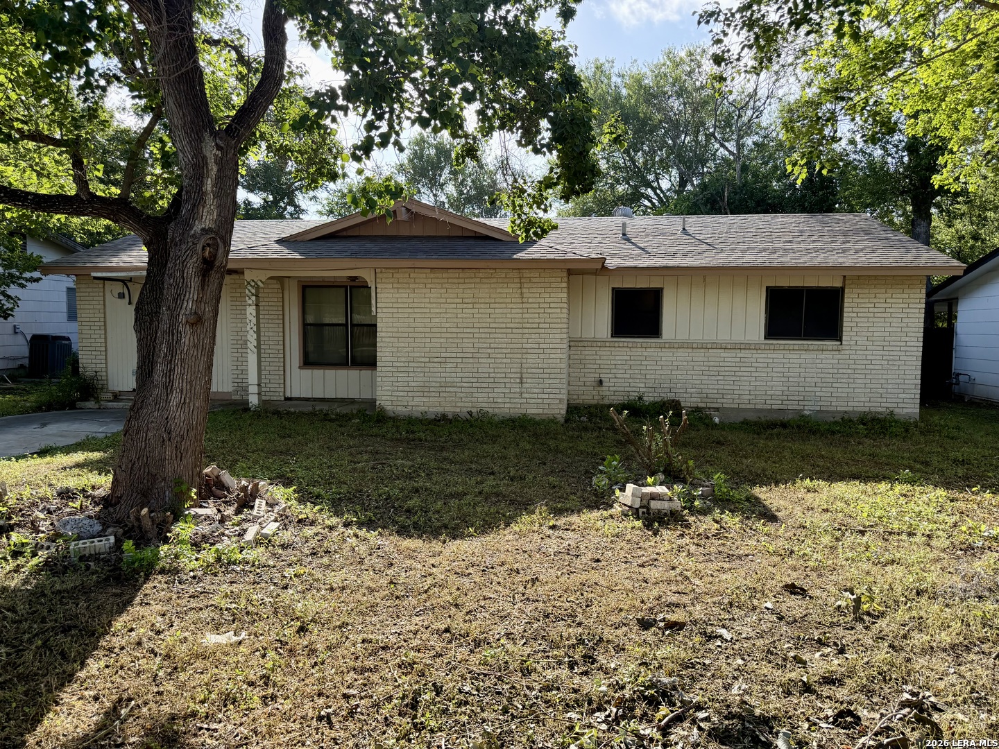 218 Brenda Drive Converse TX 78109
