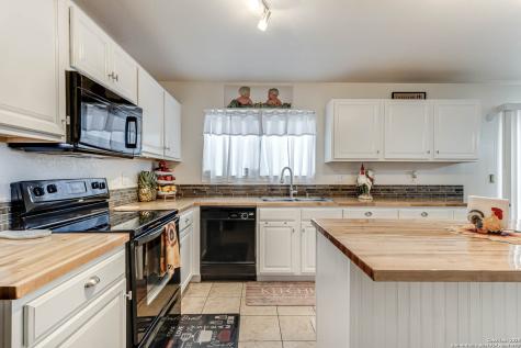 6018 Plumbago Place San Antonio TX 78218