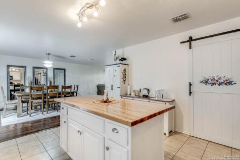 6018 Plumbago Place San Antonio TX 78218