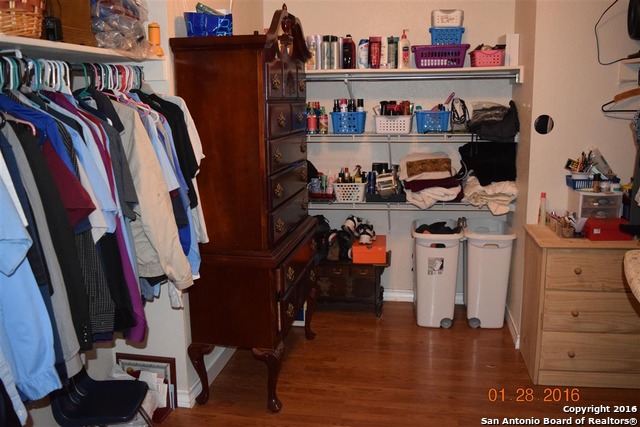 1302 Sun Garden San Antonio TX 78245