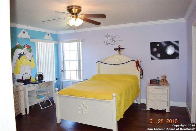 1302 Sun Garden San Antonio TX 78245