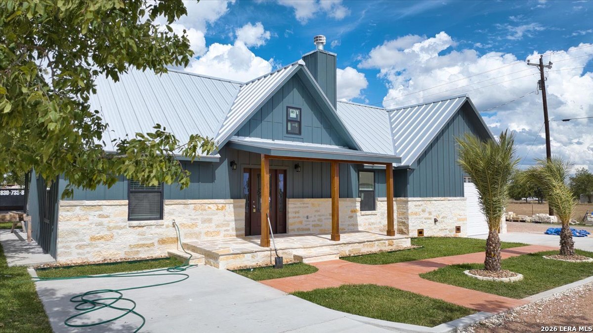 207 N Fourth Harper TX 78624