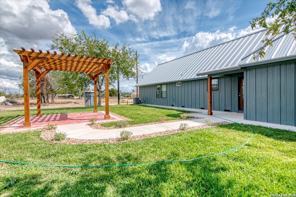207 N Fourth Harper TX 78624
