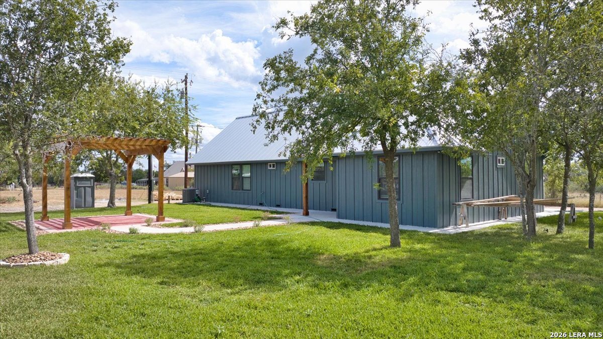 207 N Fourth Harper TX 78624