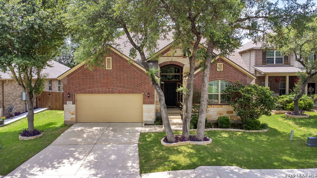 11304 Massive Mount Helotes TX 78023