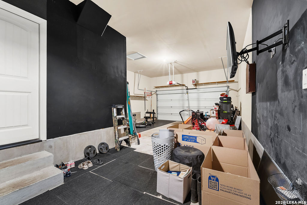11304 Massive Mount Helotes TX 78023
