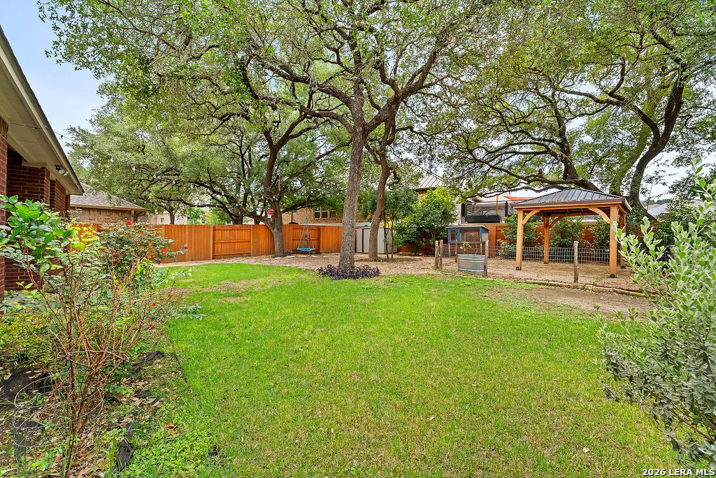 11304 Massive Mount Helotes TX 78023