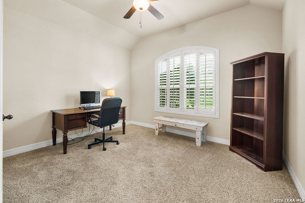 11304 Massive Mount Helotes TX 78023