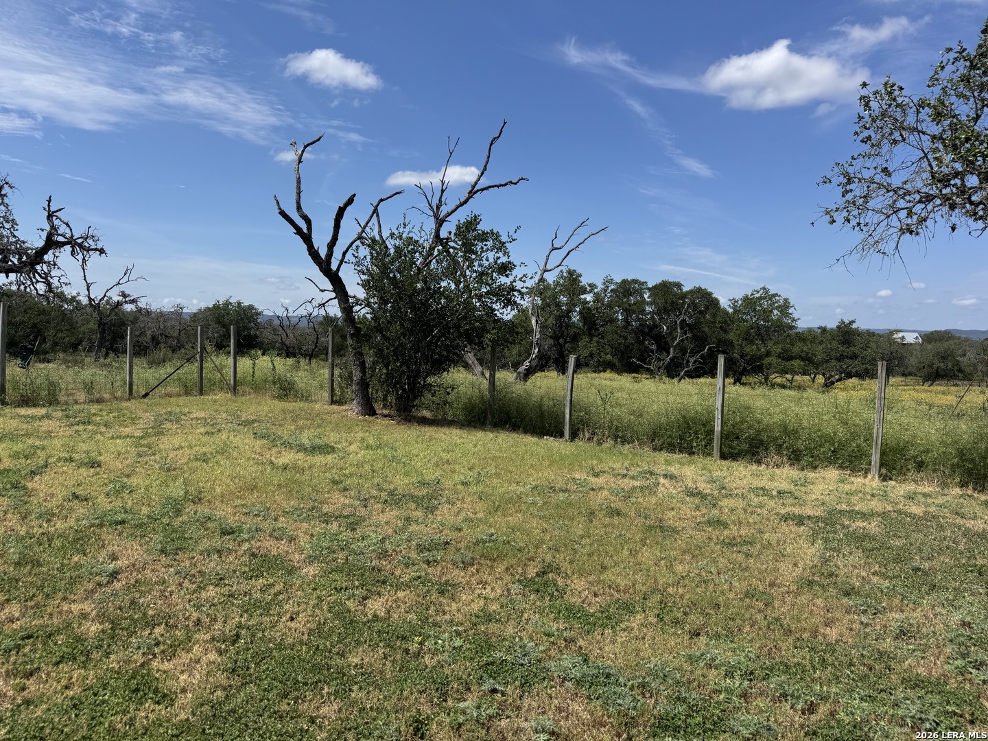 1864 Panther Hollow Bandera TX 78003