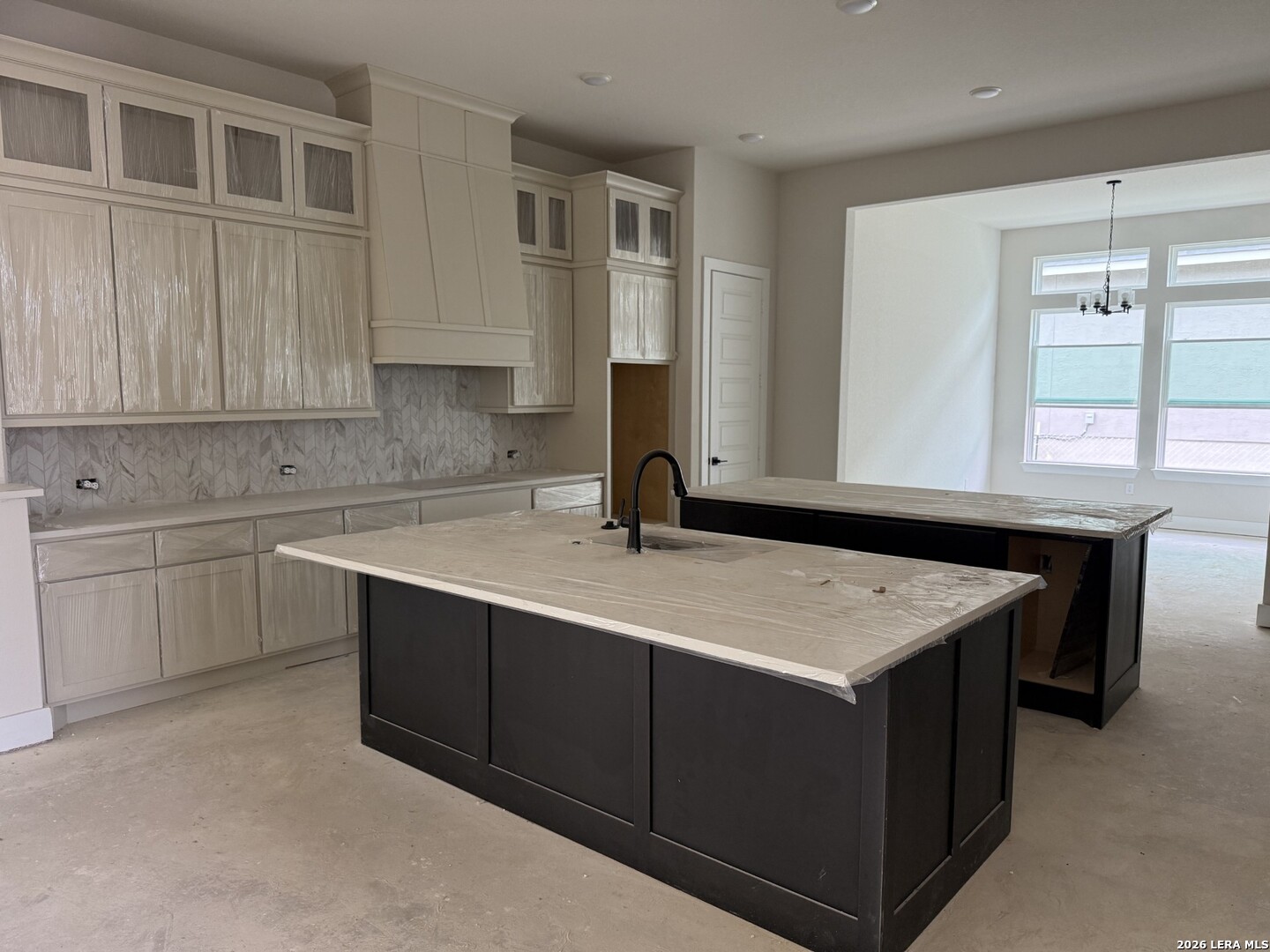 246 Raven Road Castroville TX 78009