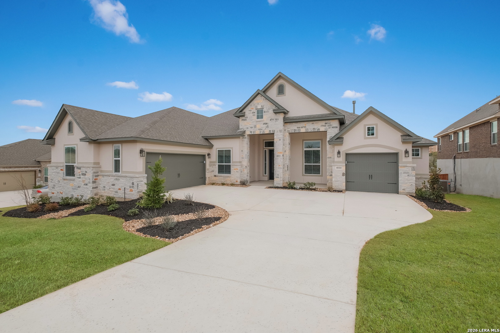 246 Raven Road Castroville TX 78009