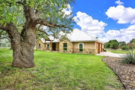 1224 Fm 3432 La Vernia TX 78101