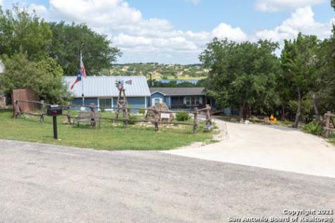 1312 Skylark Drive Canyon Lake TX 78133