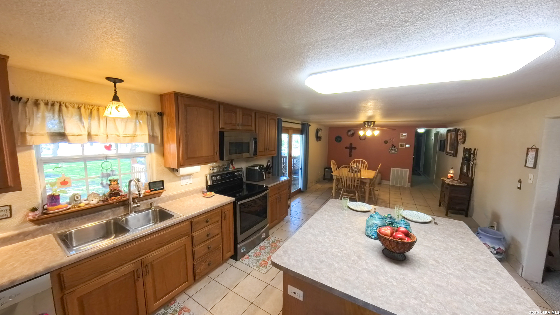 857 Madrona Pipe Creek TX 78063