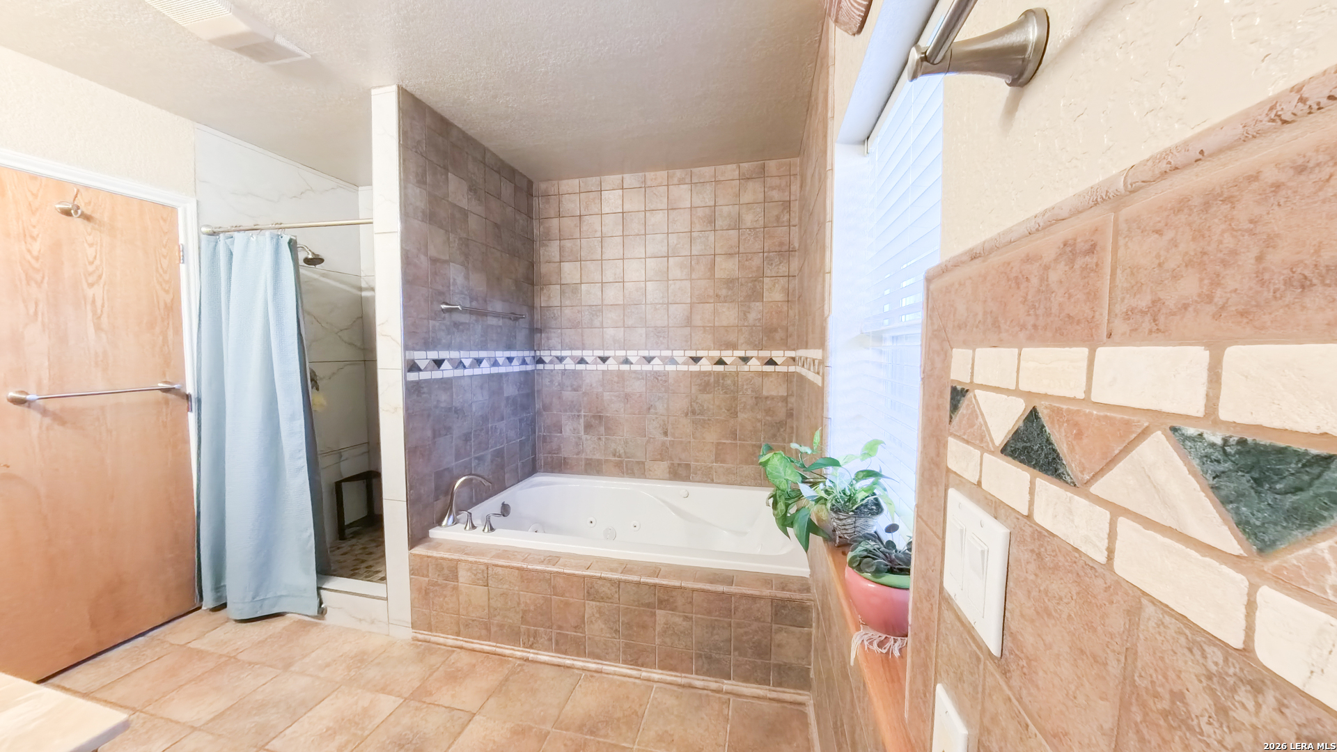 857 Madrona Pipe Creek TX 78063